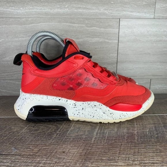 Nike Other - Youth Jordan Nike Air Max 200 Sneaker